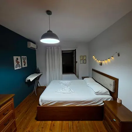 Cozy Close To The Center, *